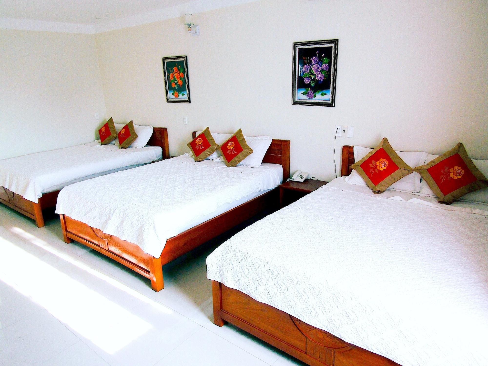 Hoang Dat Hotel Dong Hoi Esterno foto
